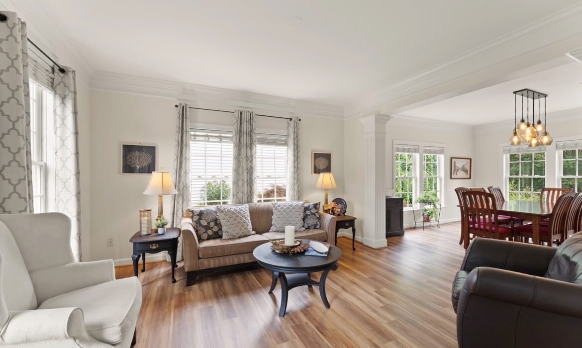 Garrell Group Top Leesburg Realtor 42947 Coralbells Pl 11