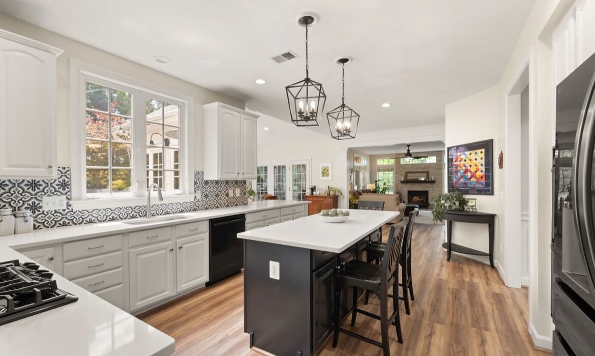 Garrell Group Top Leesburg Realtor 42947 Coralbells Pl 15