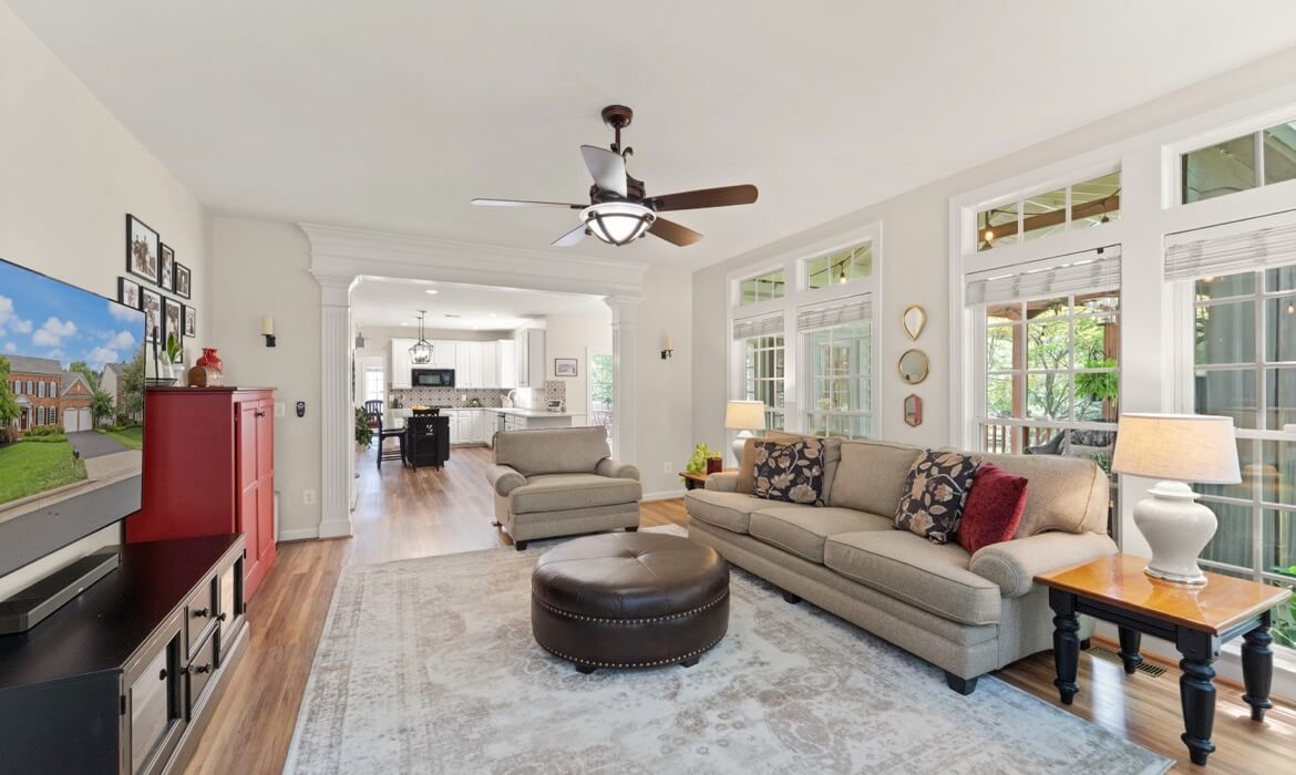 Garrell Group Top Leesburg Realtor 42947 Coralbells Pl 21