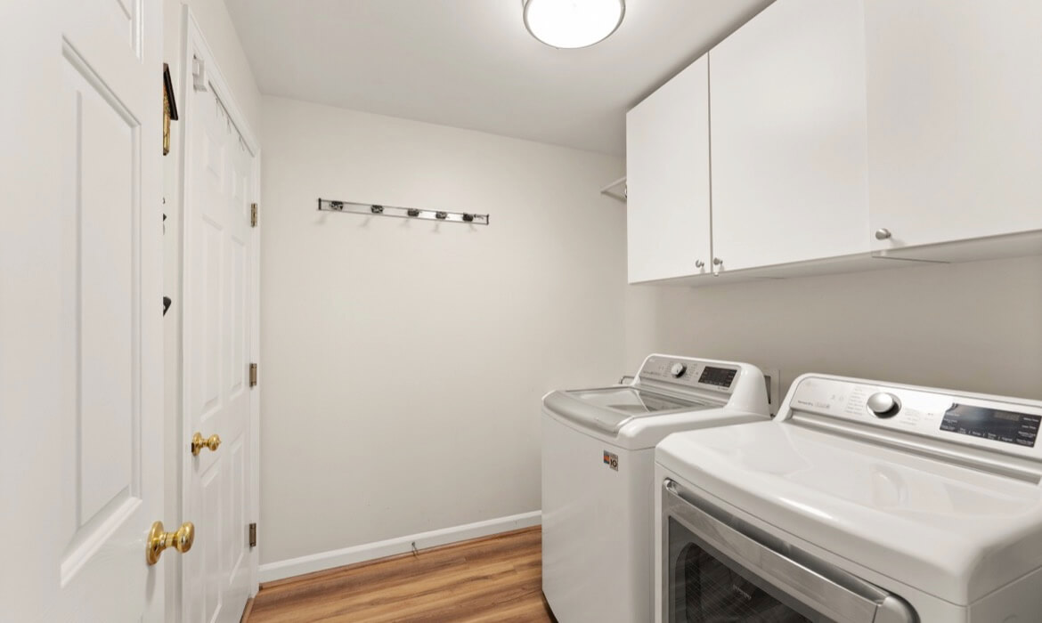 Garrell Group Top Leesburg Realtor 42947 Coralbells Pl 23