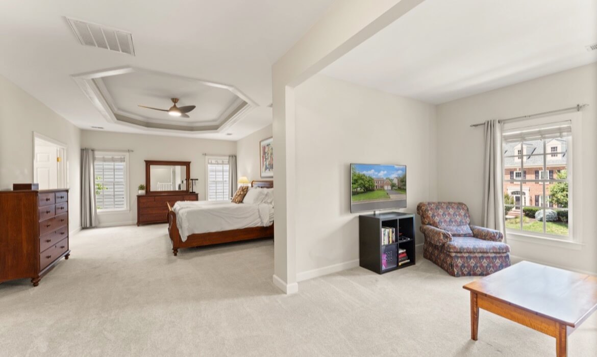 Garrell Group Top Leesburg Realtor 42947 Coralbells Pl 26