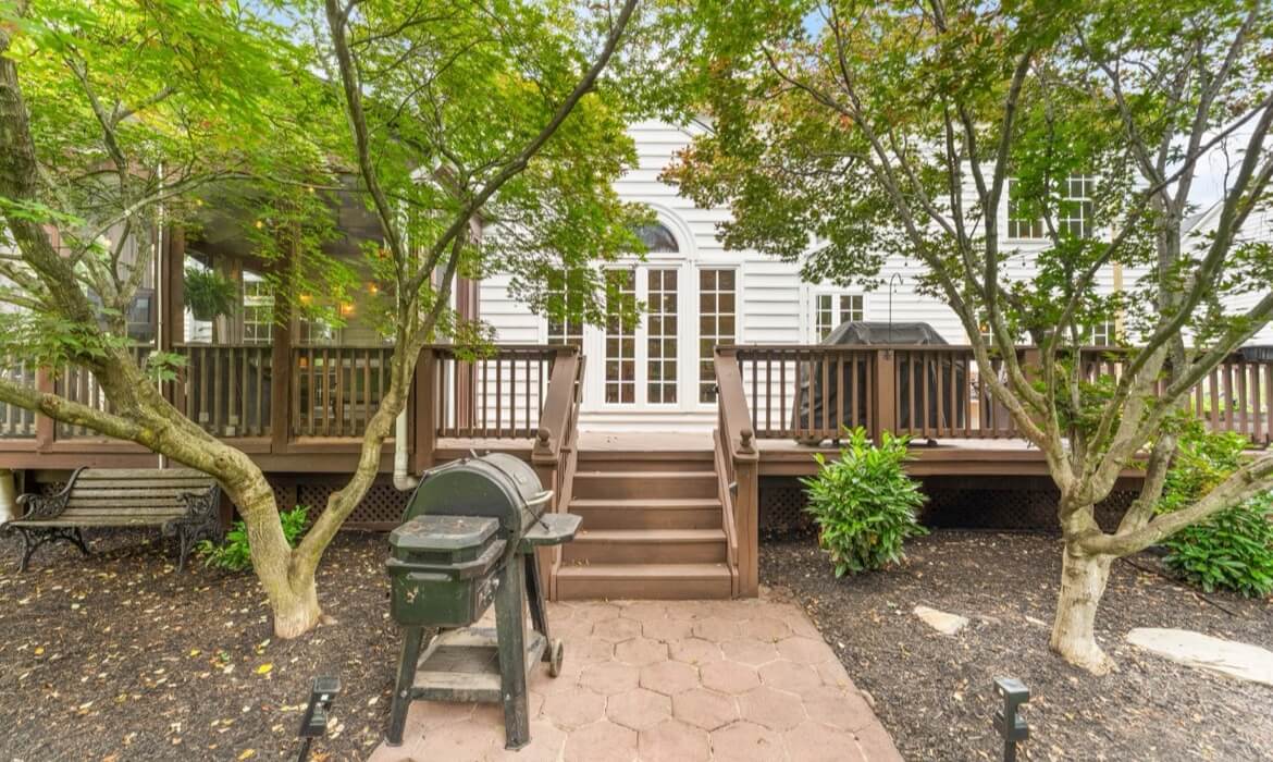 Garrell Group Top Leesburg Realtor 42947 Coralbells Pl 46