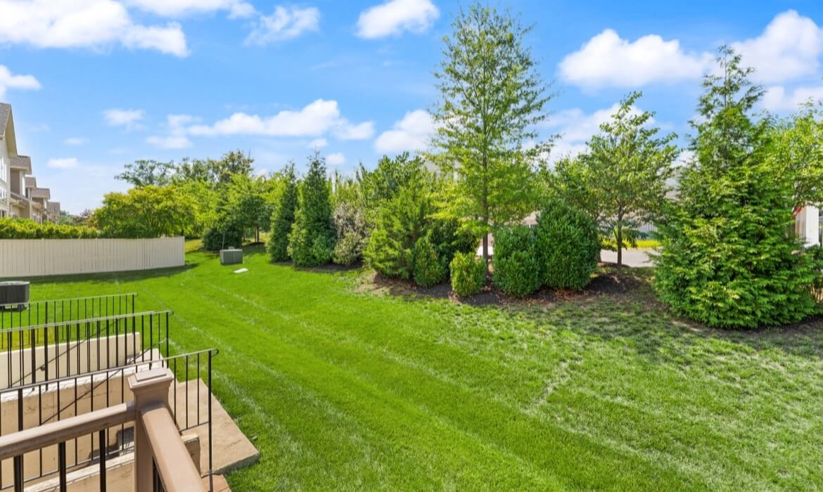Garrell Group Top Leesburg Realtor 44238 Silverpalm Grove Ter 32