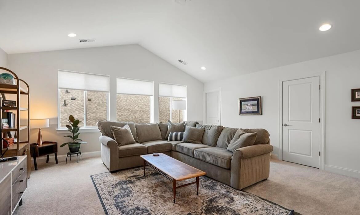 Garrell Group Top Frederick County Realtor 121 Cowbird St 26