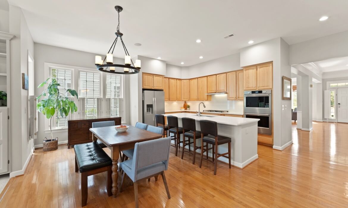 Garrell Group Top Lansdowne Realtor 43728 Collett Mill Ct 24