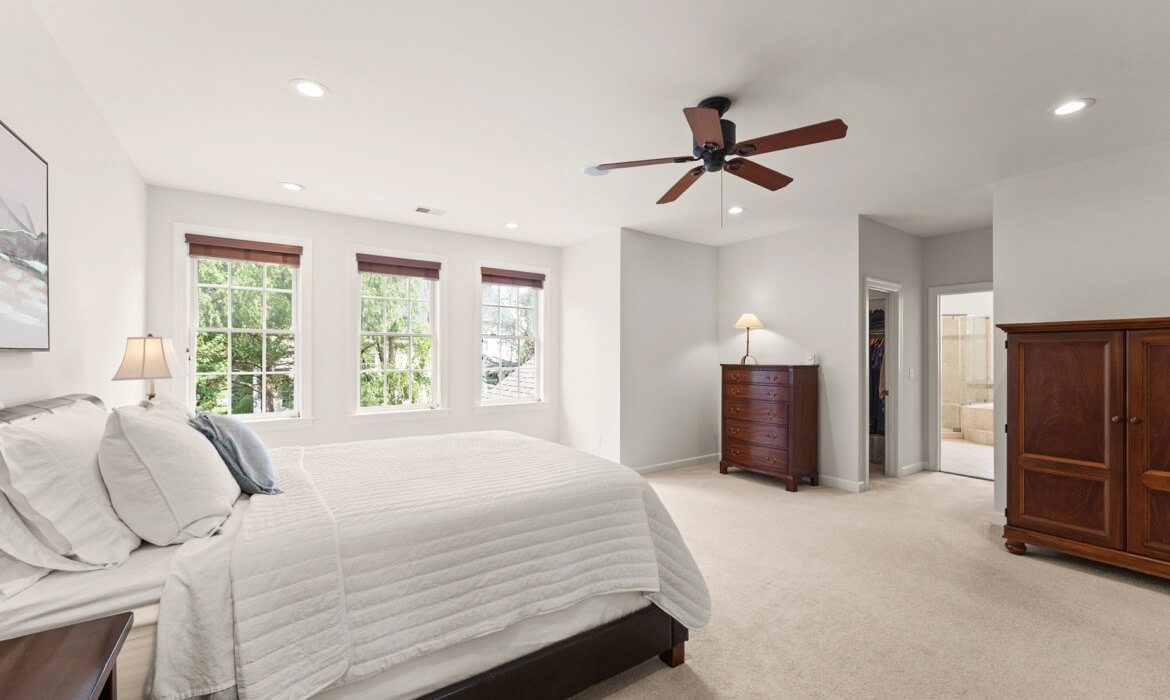 Garrell Group Top Lansdowne Realtor 43728 Collett Mill Ct 34