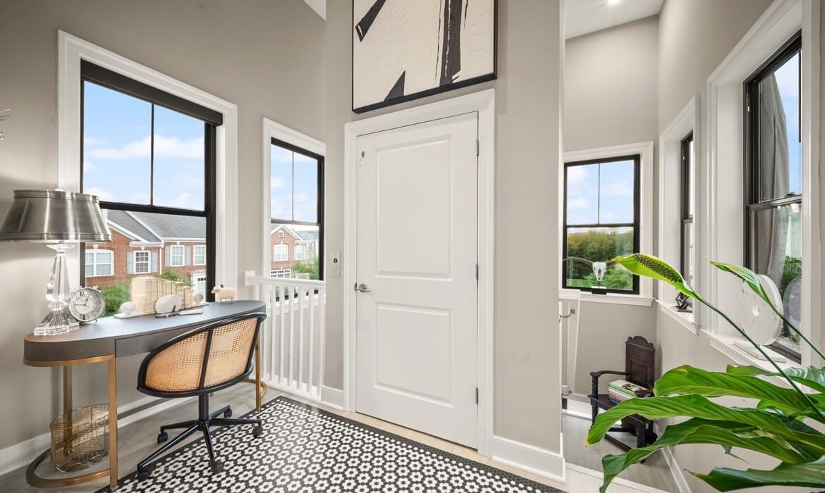 Garrell Group Top Lansdowne Realtor 19276 Winmeade Dr 13