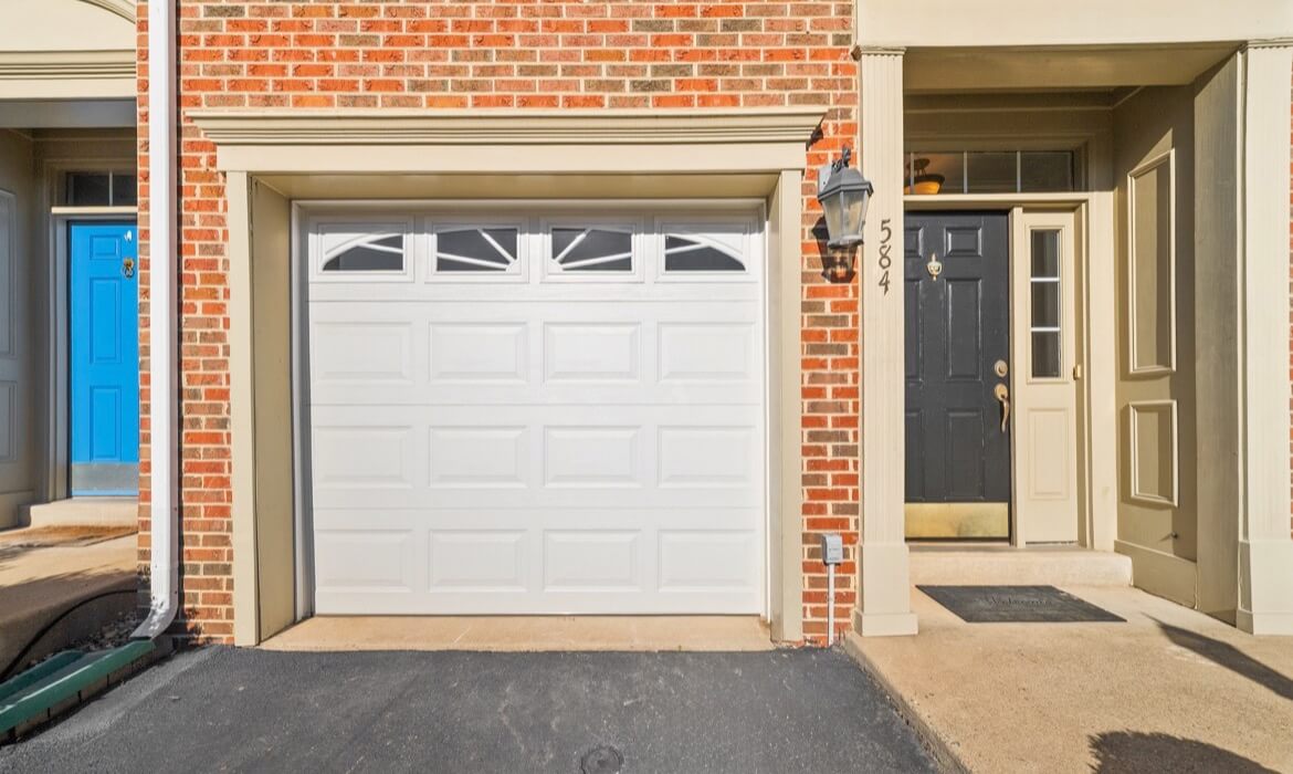 Garrell Group Top Leesburg Realtor 584 Edmonton Ter NE 04