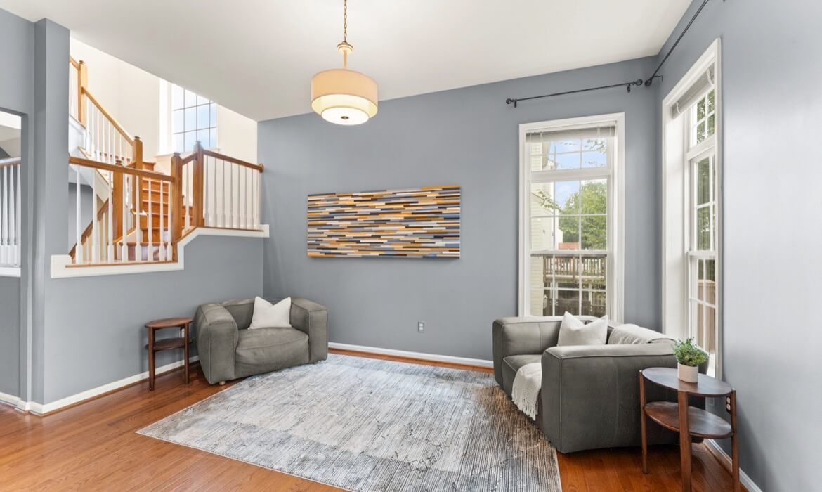 Garrell Group Top Loudoun County Realtor 41863 Cinnabar Sq 17