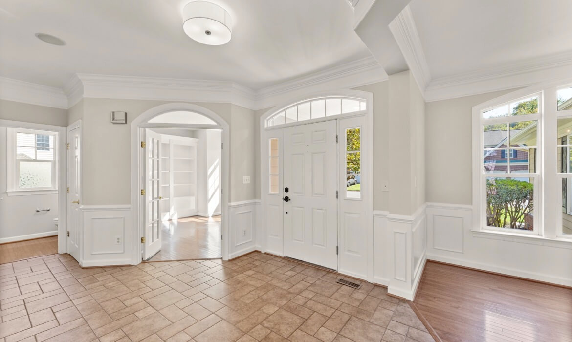 Garrell Gorup Top Lansdowne Realtor 44140 Riverpoint Dr 09