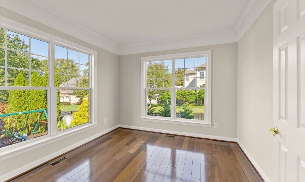 Garrell Gorup Top Lansdowne Realtor 44140 Riverpoint Dr 13