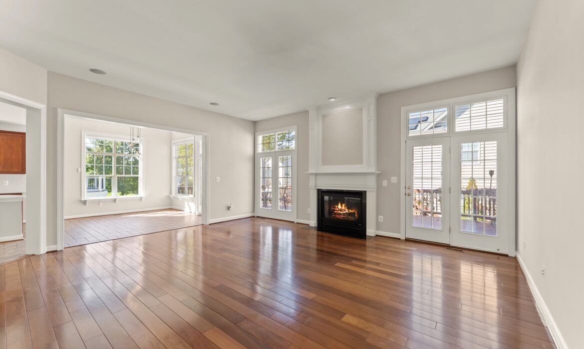 Garrell Gorup Top Lansdowne Realtor 44140 Riverpoint Dr 15