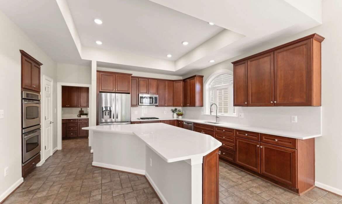 Garrell Gorup Top Lansdowne Realtor 44140 Riverpoint Dr 21