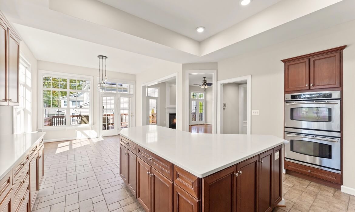 Garrell Gorup Top Lansdowne Realtor 44140 Riverpoint Dr 24