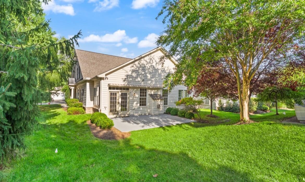 Garrell Group Top Ashburn Realtor 44513 Blueridge Meadows Dr 03
