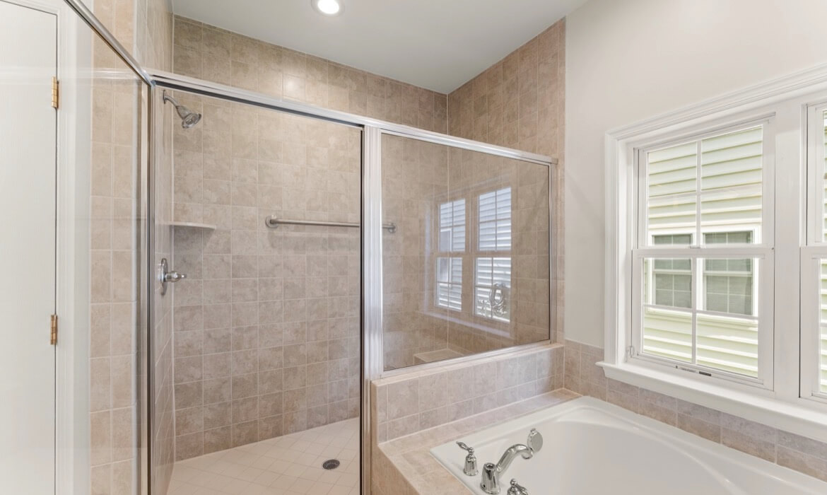 Garrell Group Top Ashburn Realtor 44513 Blueridge Meadows Dr 27