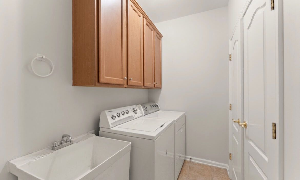 Garrell Group Top Ashburn Realtor 44513 Blueridge Meadows Dr 31