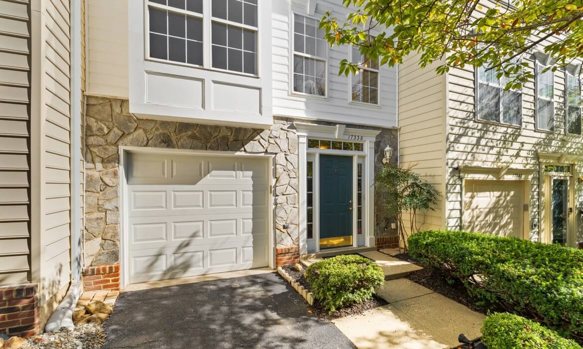 Garrell Group Top Loudon County Realtor 17338 Legacy Ter 01