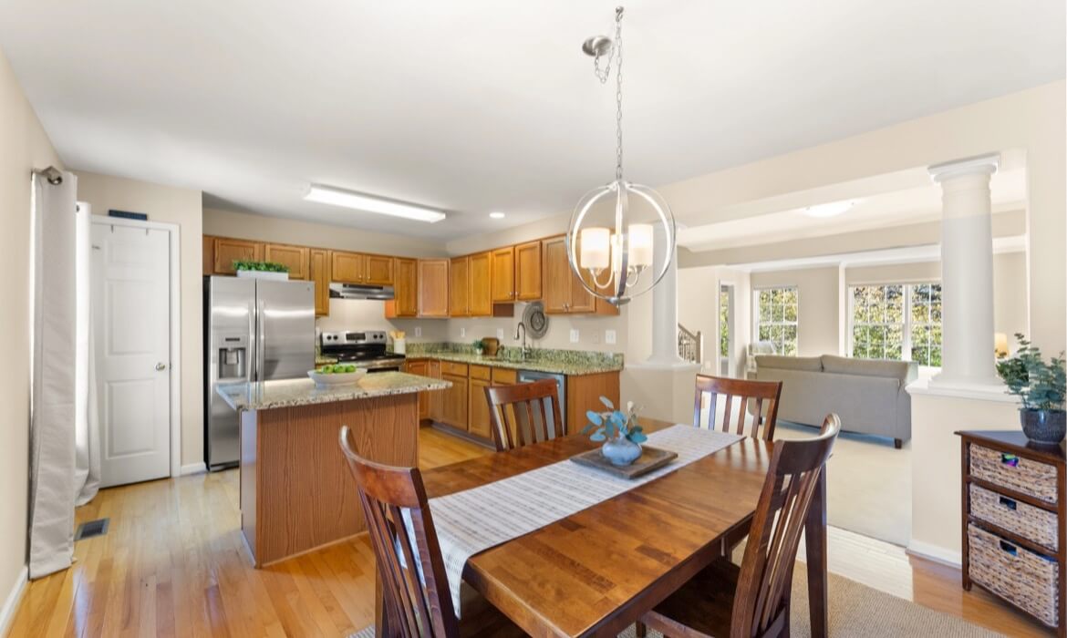 Garrell Group Top Loudon County Realtor 17338 Legacy Ter 15