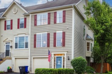212 Connery Terrace