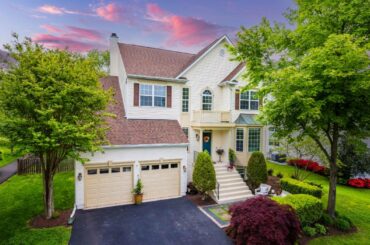 1512 Barksdale Dr