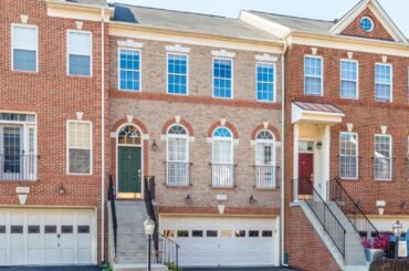 22061 Avonworth Sq